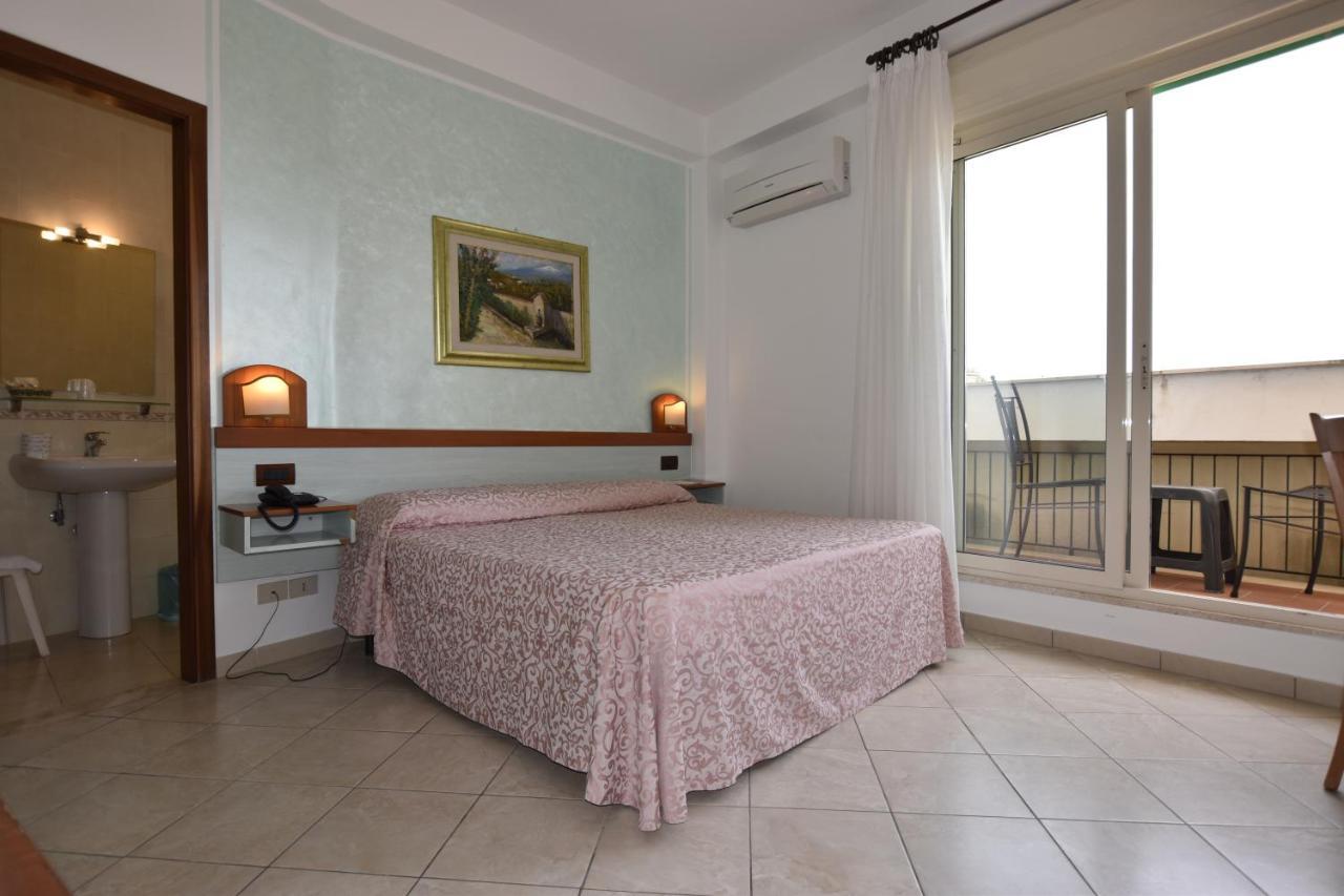 Hotel Condor Таормина Экстерьер фото